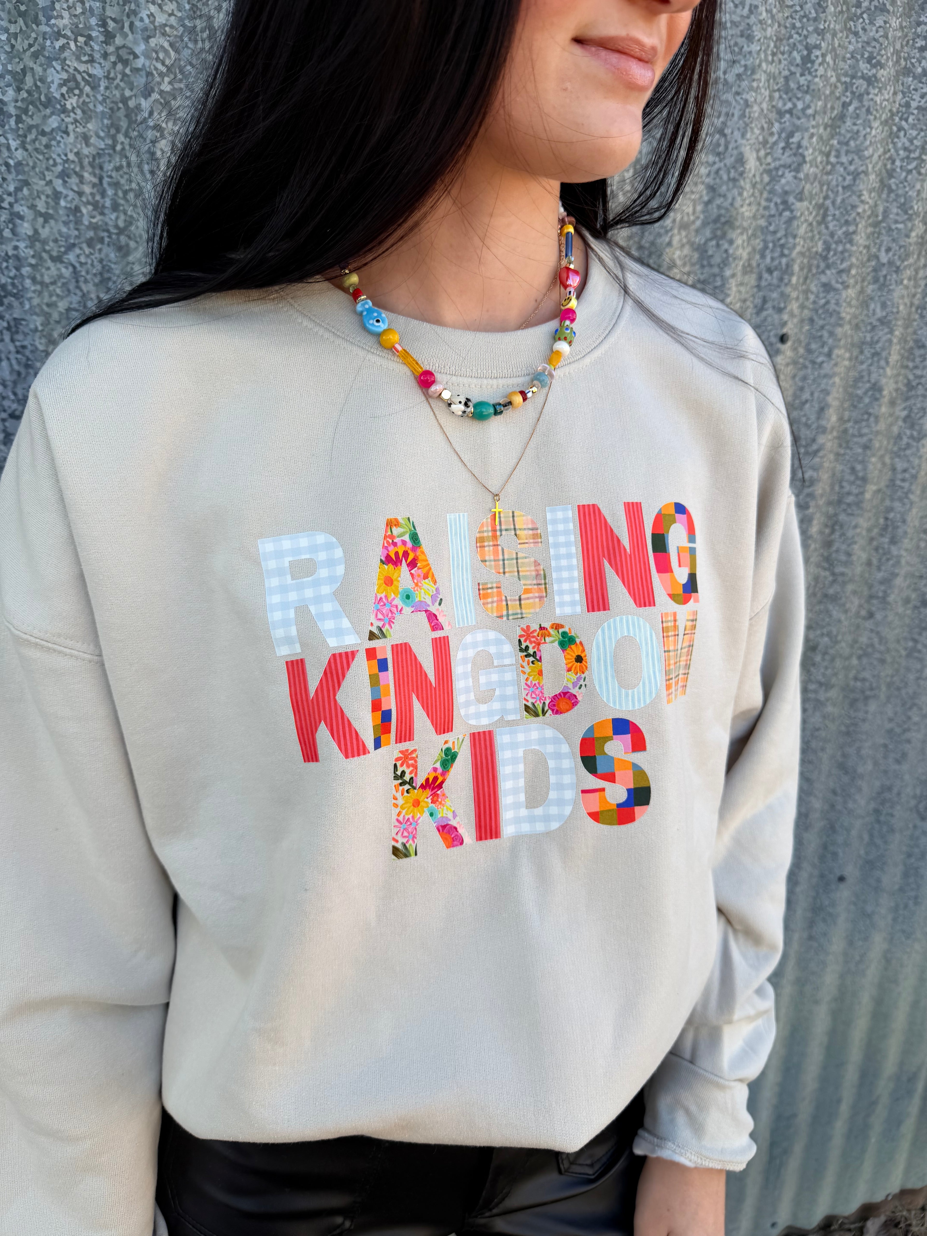 raising Kingdom kids crewneck - sand
